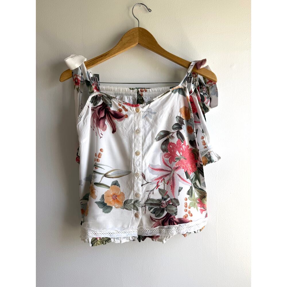 Plum Pretty Sugar Floral Ruffle Pajama Set, Size Small